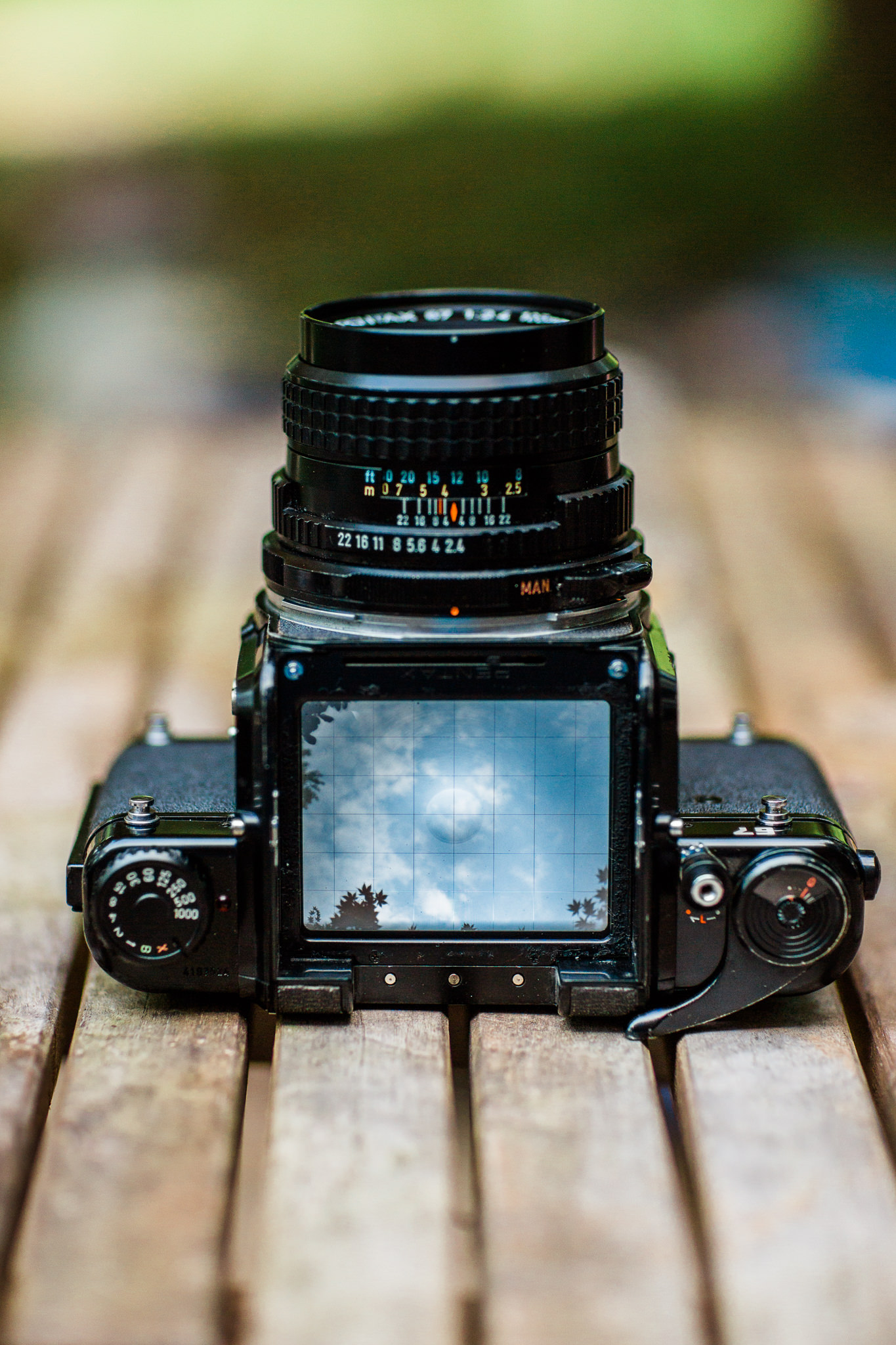 A Buying Guide: What are the Differences Between Pentax 6x7 and